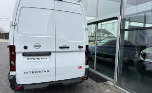 Nissan Interstar