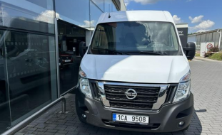 Nissan Interstar