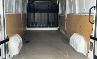Nissan Interstar