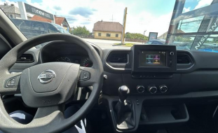 Nissan Interstar