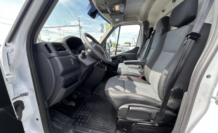 Nissan Interstar