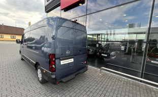 Nissan Interstar